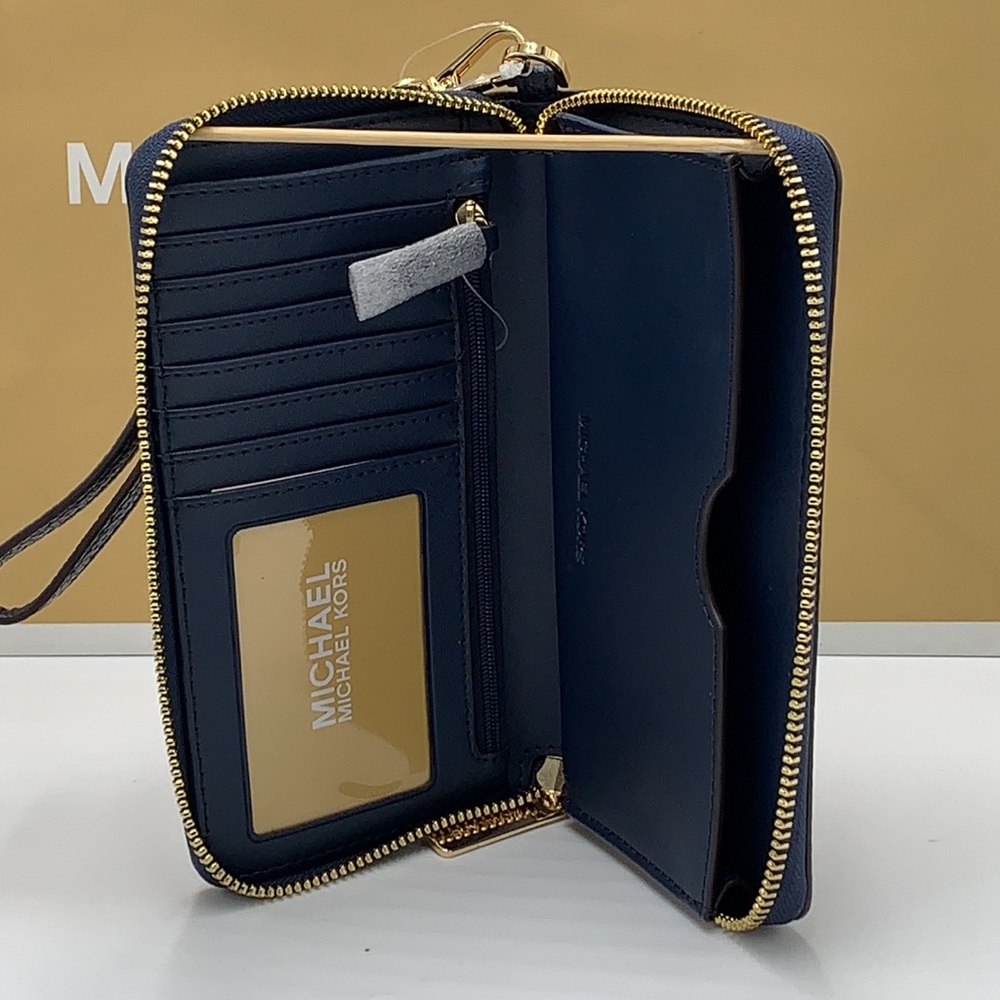 MICHAEL KORS LARGE FLAT MULTIFUNCTION PHONE CASE WALLET WRISTLET NAVY COLOR - Picture 9 of 11